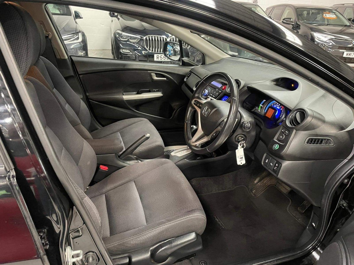 2010 Honda Insight IMA ES 5-Door
