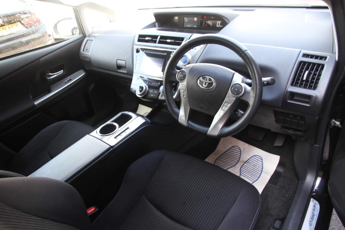 2019 Toyota Prius ICON TSS 5-Door
