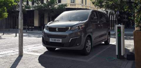 Peugeot e-Traveller