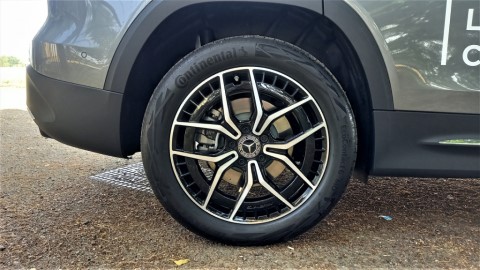 Mercedes-Benz EQB wheel