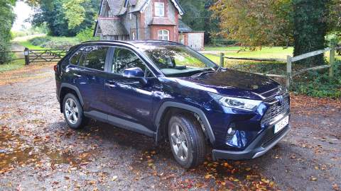 Toyota RAV4 front side view