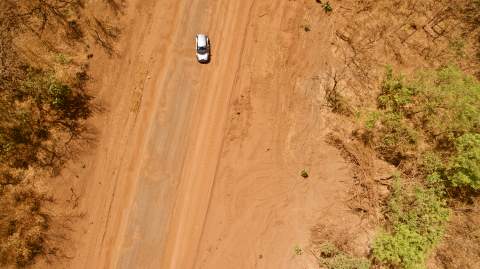 First stretch in Senegal. Unfortunately, good tarmac disappeared quickly and we struggled to avoid potholes