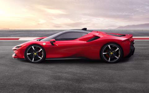 Ferrari SF90 Stradale packs PHEV tech and nearly 1000bhp