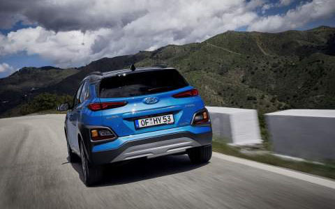 Hyundai expands Kona range with hybrid model