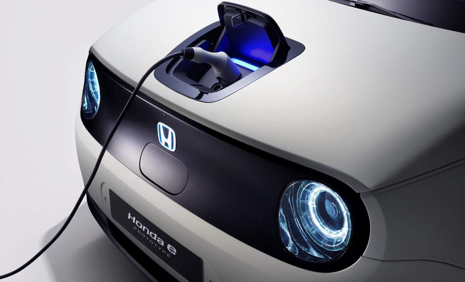 Reservations open for fullyelectric Honda e