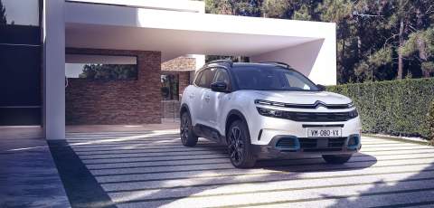 Citroën begins its electric offensive with C5 Aircross PHEV