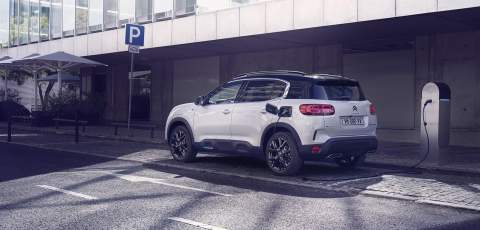 Citroën begins its electric offensive with C5 Aircross PHEV