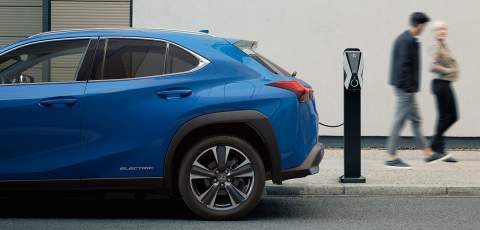 Lexus UX 300e: Lexus's first EV