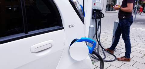 Nine EV charging firms come together under single subscription – but more needs to be done