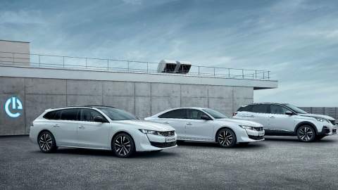 Peugeot 508 gets PHEV treatment