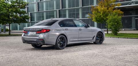 BMW launching top-of-the-range 545e xDrive Saloon