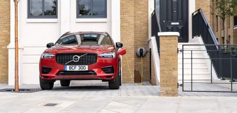 Volvo completes XC60 range with Recharge T6