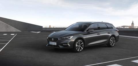 SEAT unveils all-new Leon, including a PHEV version