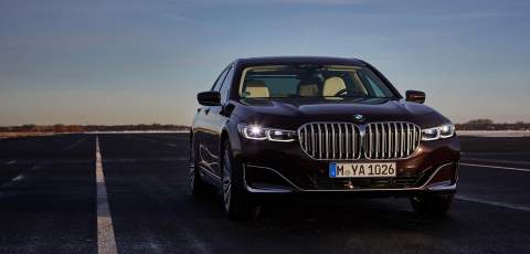 BMW latest: 369bhp hydrogen fuel cell powertrain and 7 Series EV