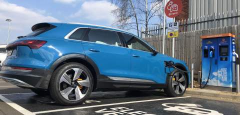 Government sets out vision for ultra-rapid charging in England