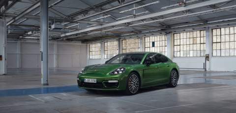 New Porsche Panamera 4 E-Hybrid and Turbo S E-Hybrid