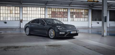 New Porsche Panamera 4 E-Hybrid and Turbo S E-Hybrid