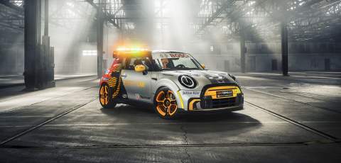 MINI Electric Pacesetter safety car to take starring role in Formula E