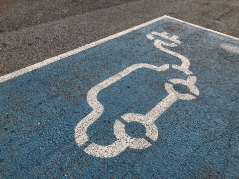 UK automotive industry calls for EV charger mandate 