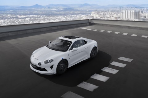 Alpine premieres electric A110 E-ternité 