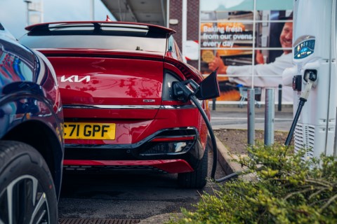 Government commits to ten-fold increase in public charging