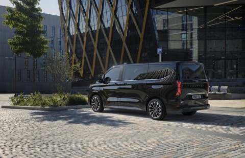 Ford unveils E-Tourneo Custom MPV