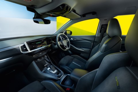Vauxhall Grandland GSe joins electrified performance range