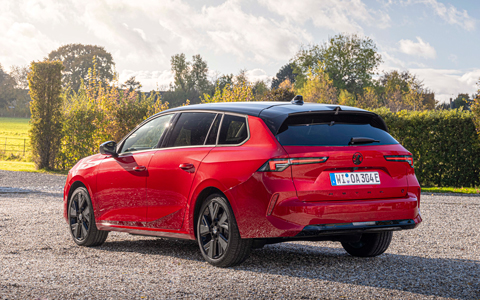 Astra Sports Tourer back