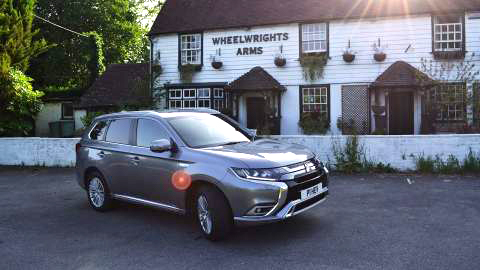 2019 Mitsubishi Outlander PHEV review