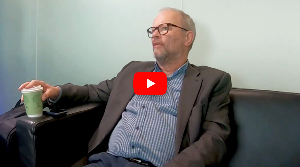 Interview with Robert Llewellyn at Fully Charged Live 2019
