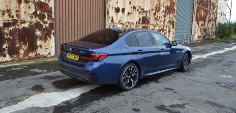 BMW 530e M Sport Saloon rear three-quarter