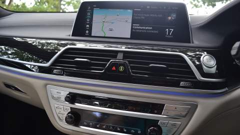 BMW 745Le dashboard