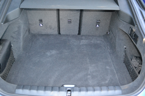  BMW i4 M50 rear seats