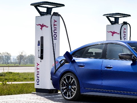 BMW iX M50 charging at Ionity