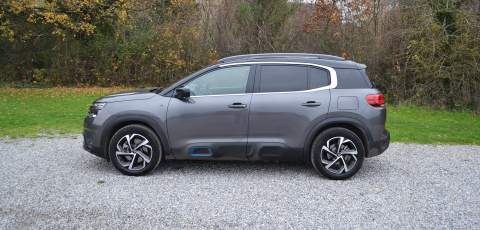  Citroën C5 Aircross SUV Hybrid side