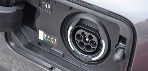 Citroën C5 Aircross SUV Hybrid charging portal