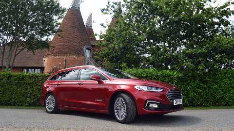 2019 Ford Mondeo Estate Hybrid Titanium Edition review