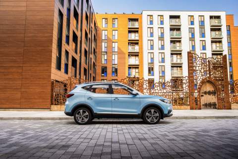 MG ZS side view