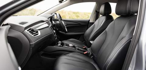 MG5 EV front seats