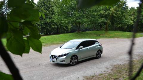 2018 Nissan LEAF N-Connecta