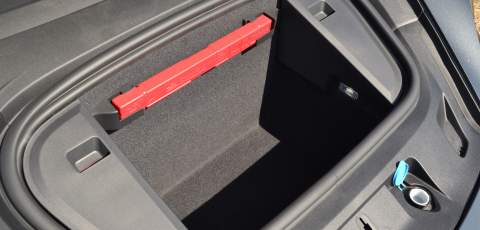 Porsche Taycan Turbo front luggage compartment