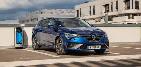 Renault Mégane Sport Tourer E-TECH Plug-in hybrid Review