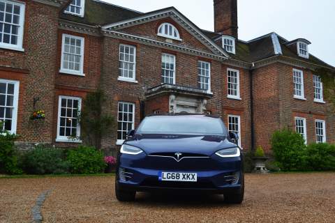 Front view of the grille and lights