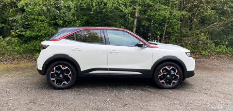 Vauxhall Mokka-e dead-on rear