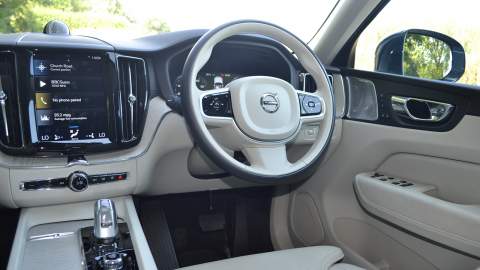 XC60 steering wheel and dash view