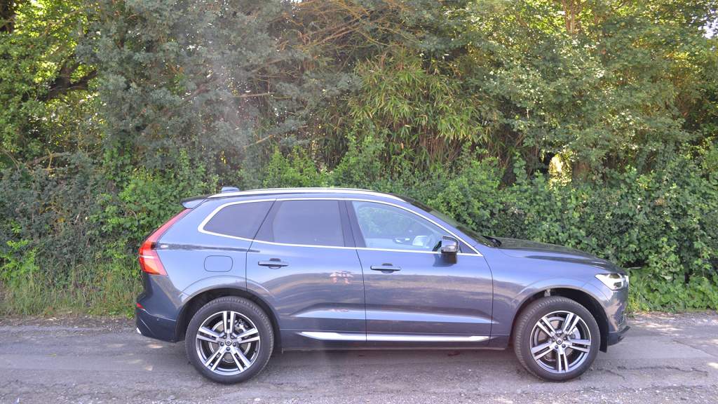 2019 Volvo XC60 T8 Twin Engine review