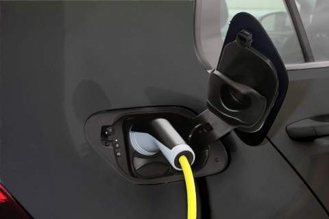 The Volkswagen e-Golf charging
