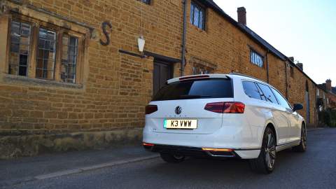 Volkswagen Passat GTE rear view